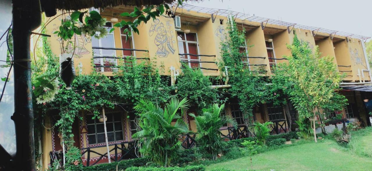 Roshnai Village Resort Bolpur Exteriör bild
